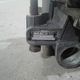 Клапан ускорительный б/у для Mercedes-Benz Actros 1 96-02 - фото 5